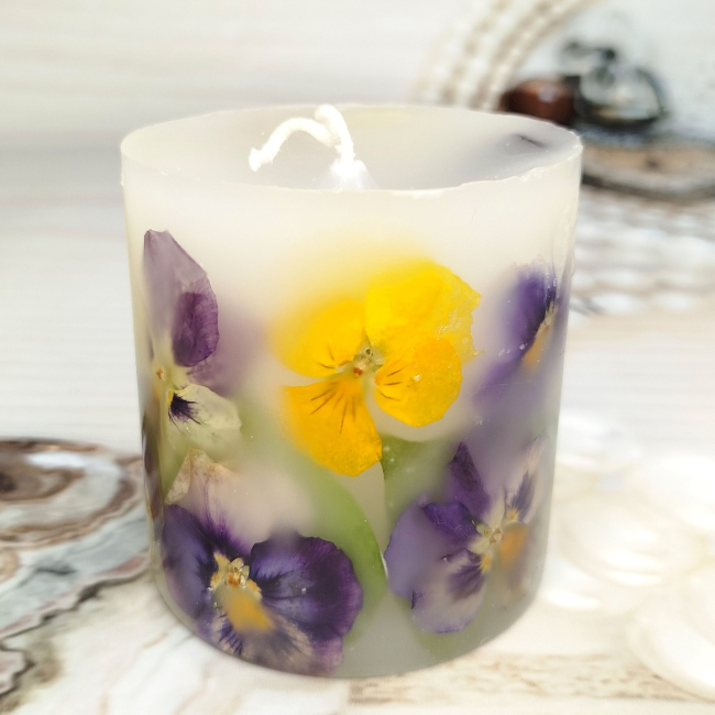 Свеча анютины глазки