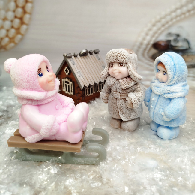 Фигурки деток из мыла