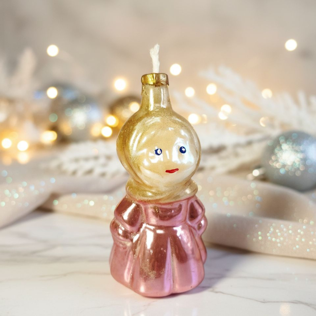 Девочка из пчелиного воска