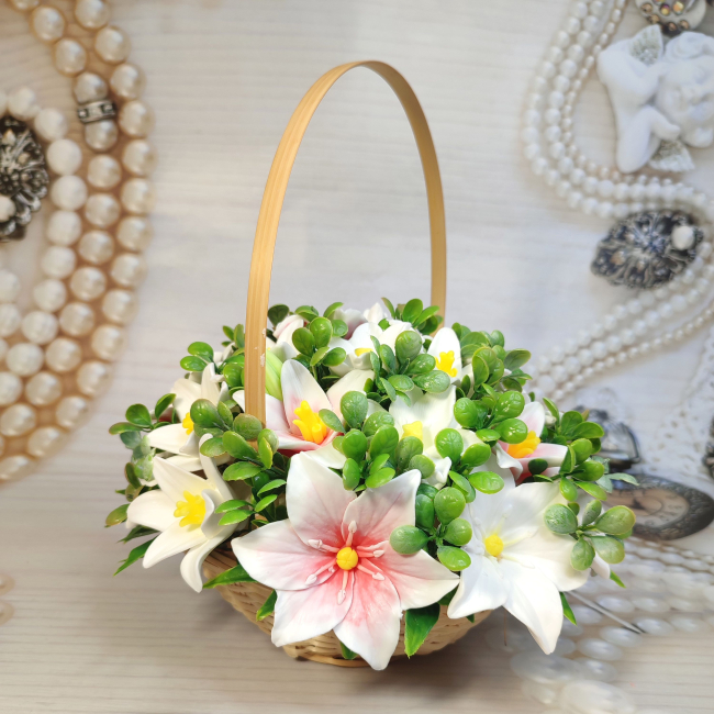 Мыльный букет с лилиями