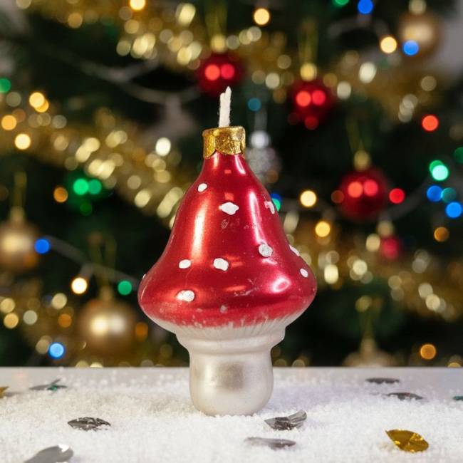 Мухомор из пчелиного воска