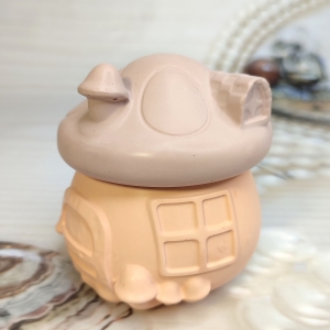 Гипсовый домик-кашпо