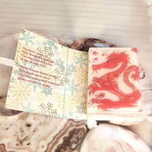 год дракона открытка из мыла