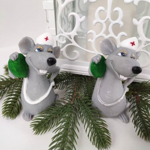 Мышка-медсестричка