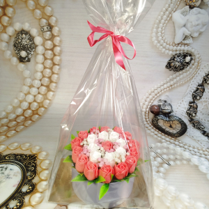 Розы и гипсофилы